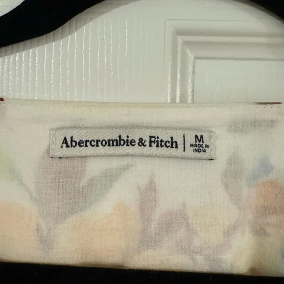 Abercrombie & Fitch Flutter Sleeve Midi Dress - Picture 4 of 12